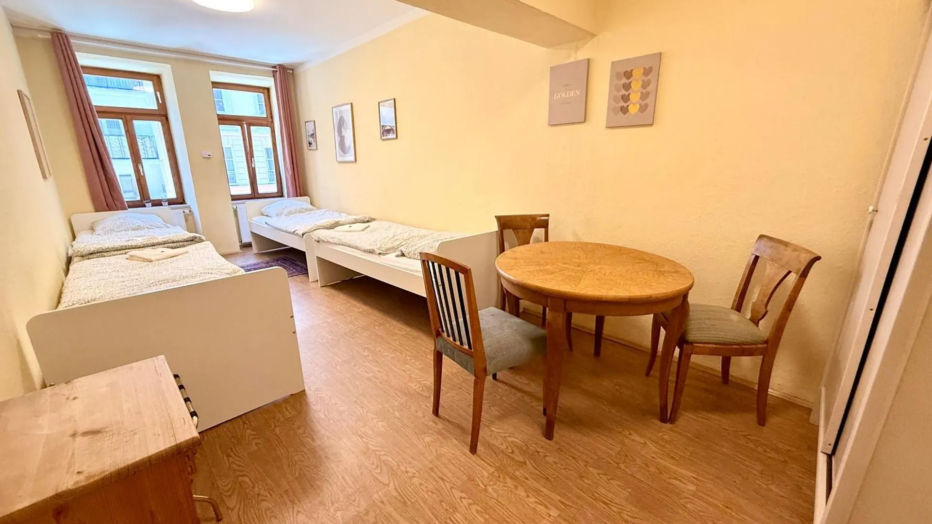 Guest house Pension Casa Tempora Munich