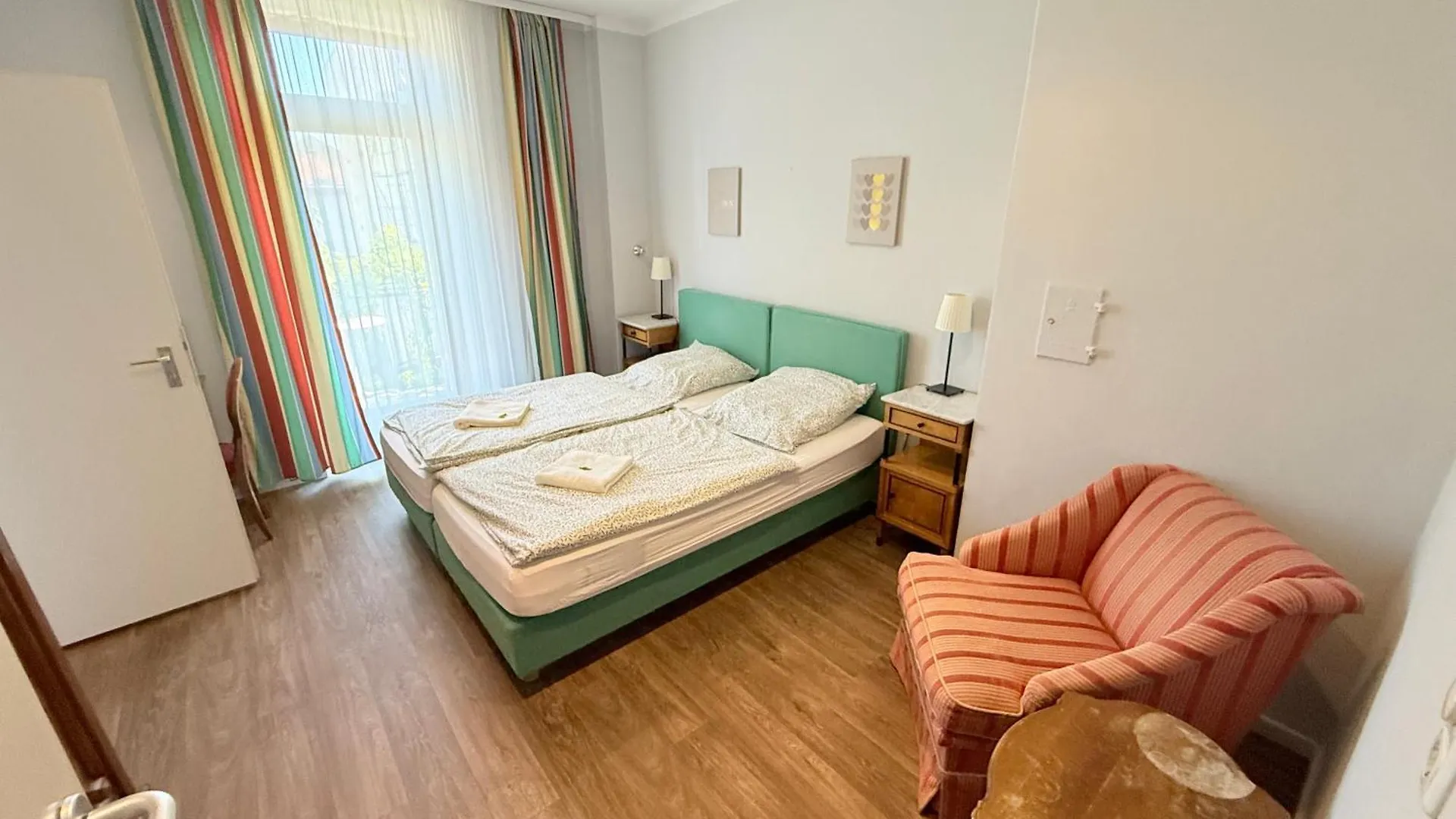 Pension Casa Tempora Munich 0*,